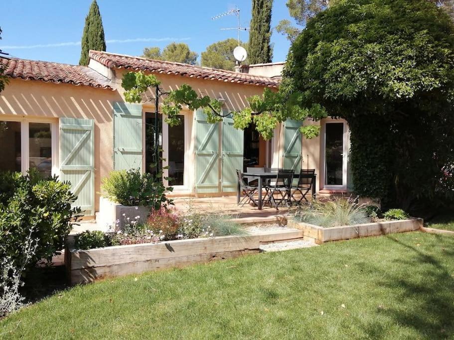Villa Familiale - Proche Aix En Provence Ventabren Exterior foto